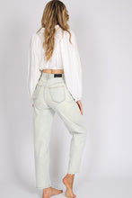 Load image into Gallery viewer, Kendall Mom Jeans - NO RIPS