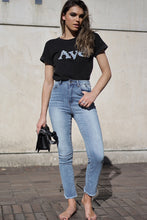 Load image into Gallery viewer, Faith Pipe Leg Jeans