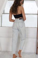 Load image into Gallery viewer, Kendall Mom Jeans - NO RIPS