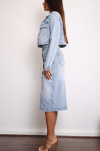 Load image into Gallery viewer, AVE DENIM JACKET - Timeless Blue
