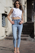Load image into Gallery viewer, Jasmine Skinny Jeans
