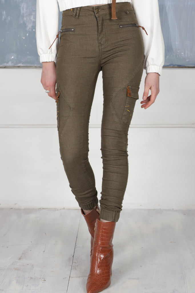 HAYLEY JOGGER JEANS - Vintage Khaki