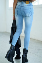 Load image into Gallery viewer, Makayla Skinny Jeans
