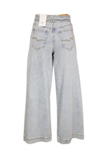 Load image into Gallery viewer, Kensley Wide Leg Jean
